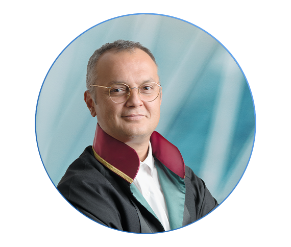 <h2>Avukat müşterilerimiz, Yapı Kredi’nin avukatlara özel kampanyasıyla birçok üründe avantajlardan yararlanıyor.</h2>